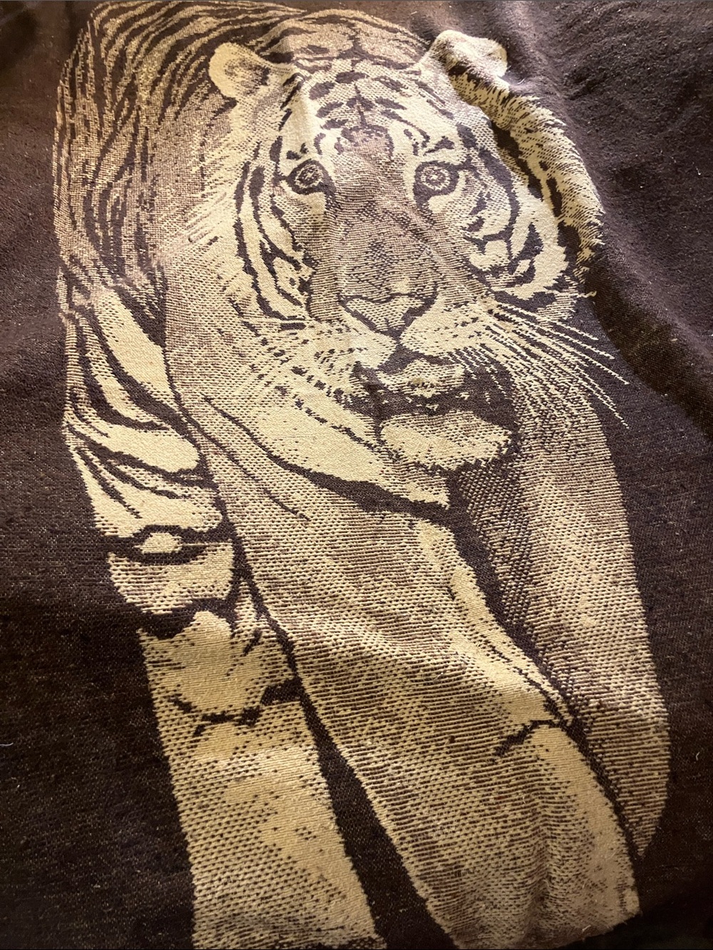 Reversible thick blanket 72 x 54 San Marcos (?) tiger 1970โs-80โs